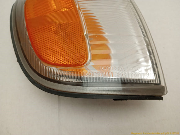 Toyota 4Runner Passenger Right Turn Signal Lamp