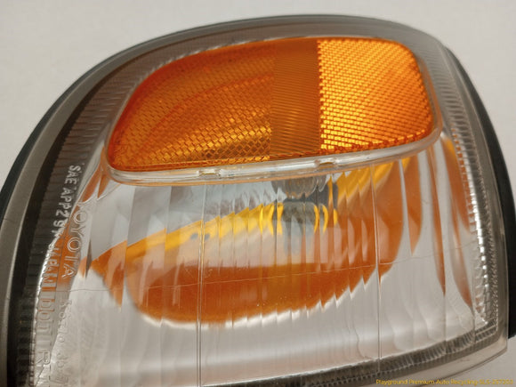 Toyota 4Runner Passenger Right Turn Signal Lamp