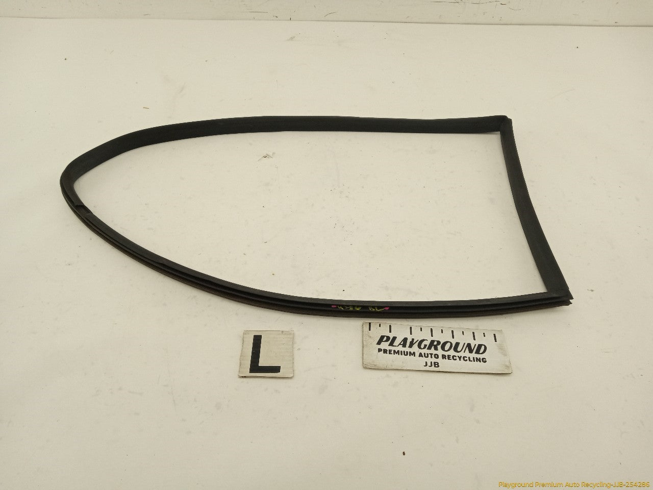 BMW 318ti Driver Left Rear Quarter Window Molding Seal