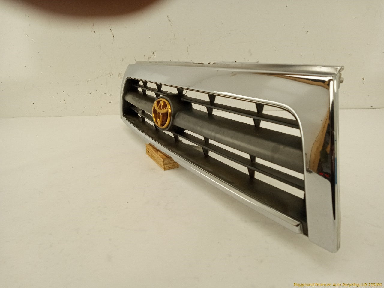 Toyota 4Runner Front Center Grille