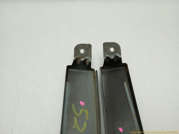 Toyota 4Runner Pair Of Headlamp Fillers