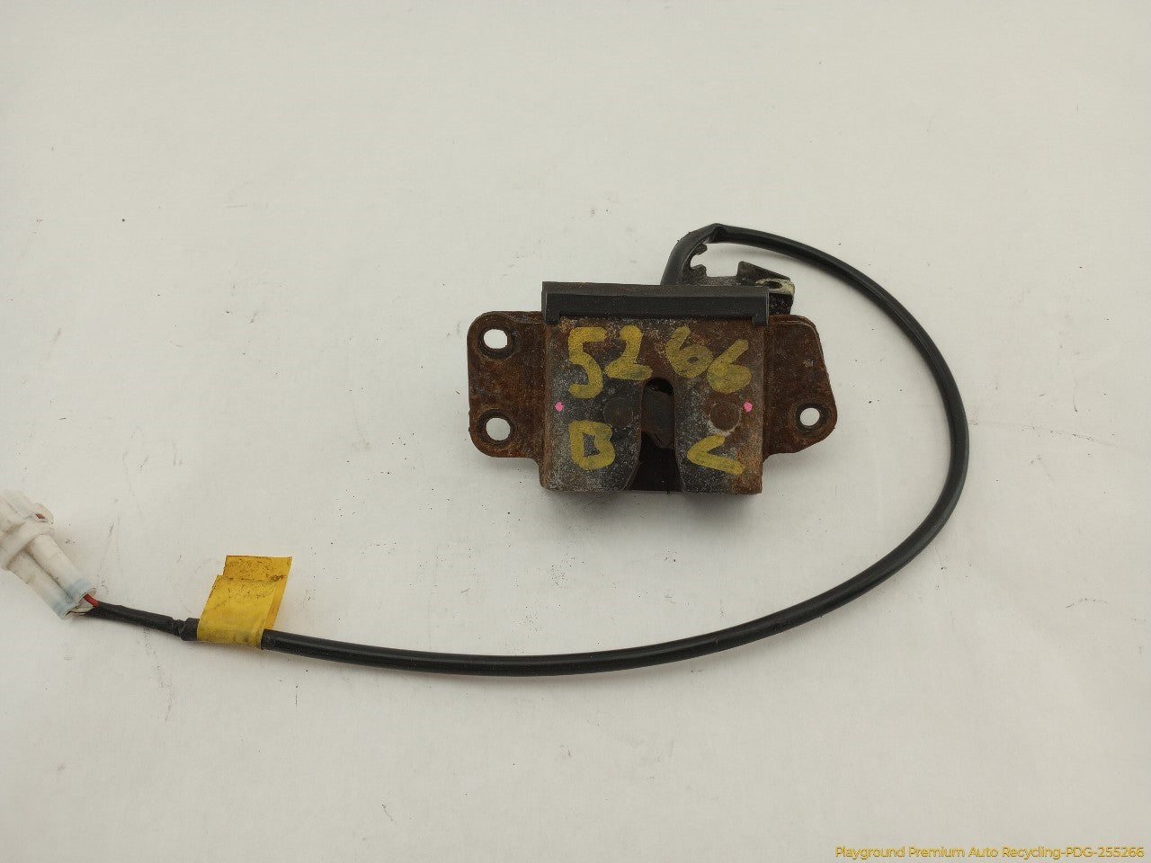 Toyota 4Runner Trunk Lock Latch - 0