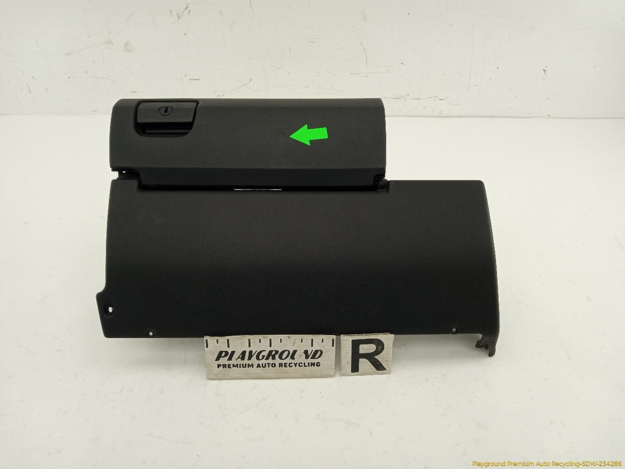 BMW 318ti Glove Box