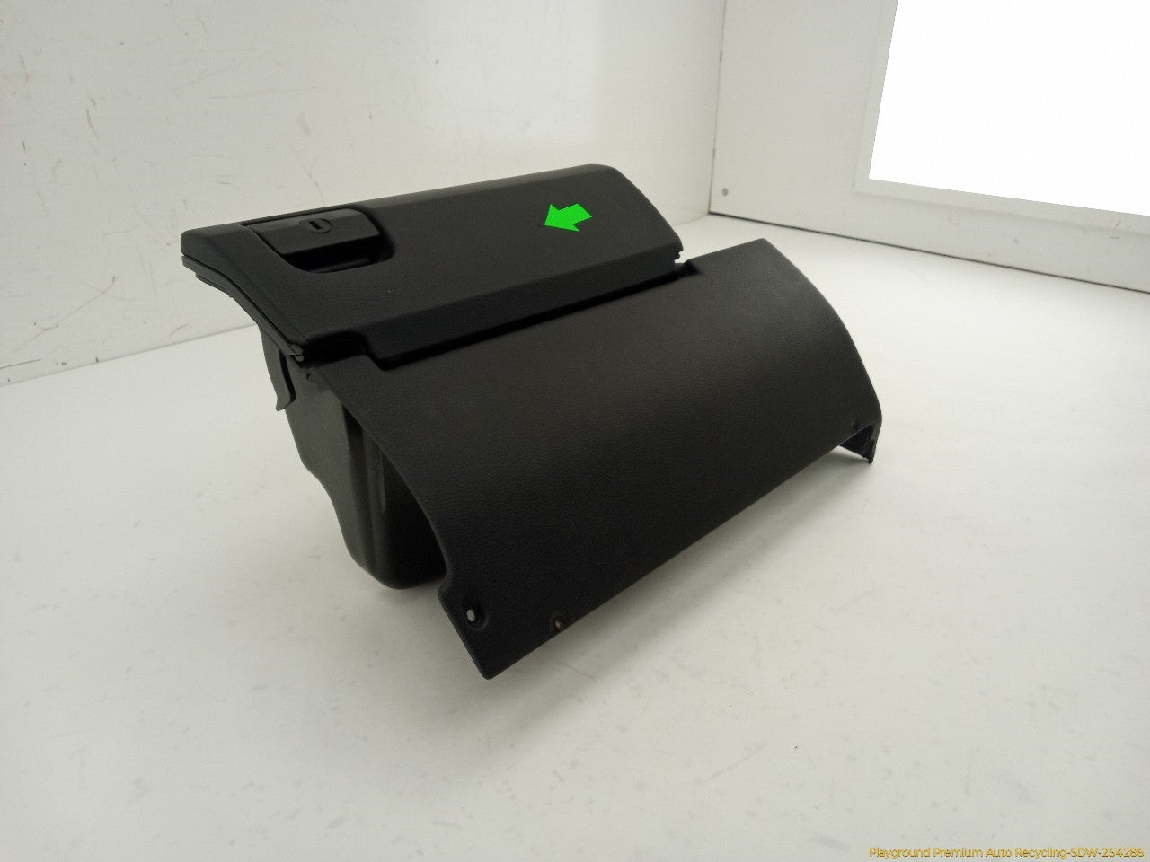 BMW 318ti Glove Box