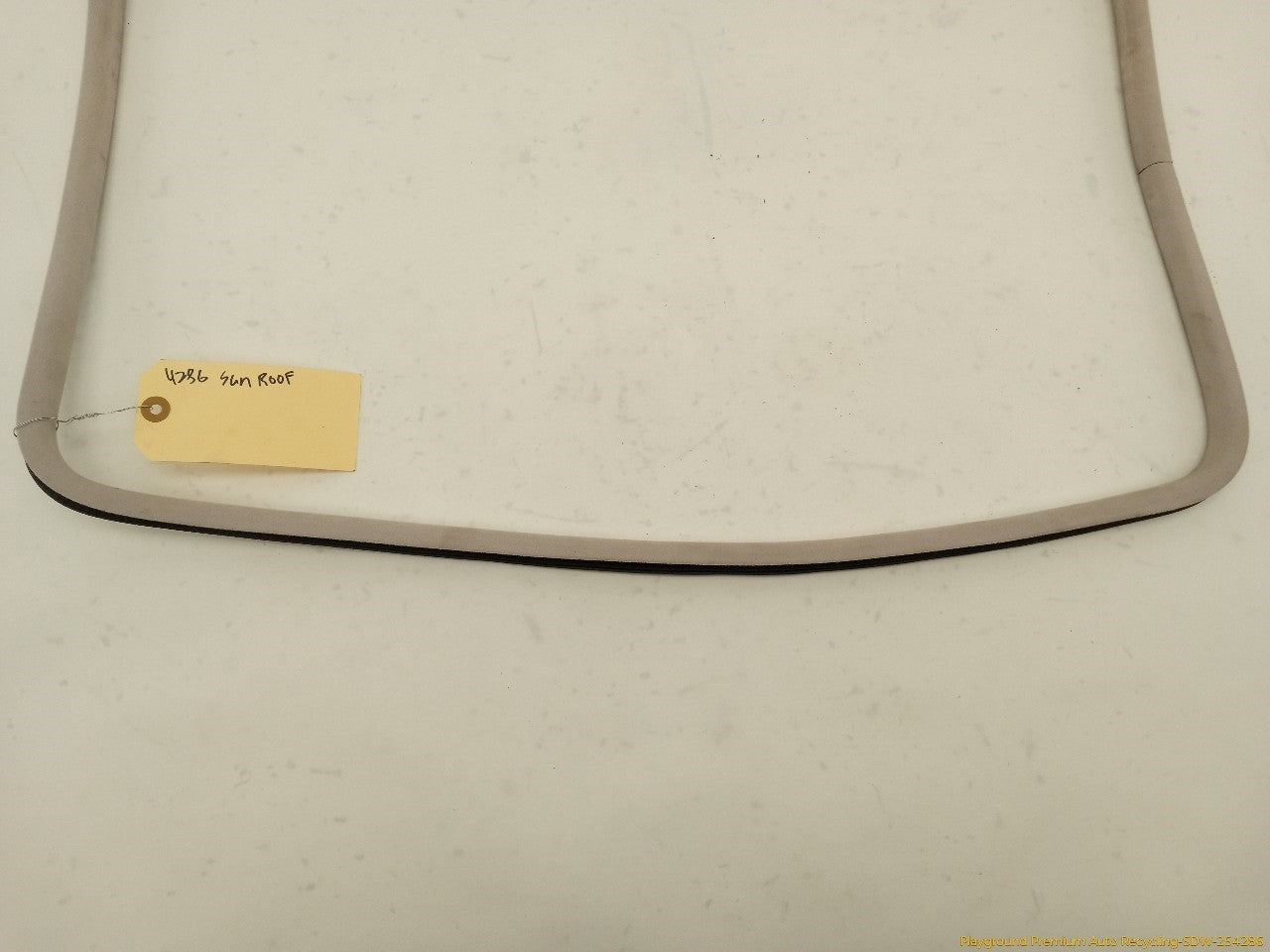 BMW 318ti Sunroof Molding Seal
