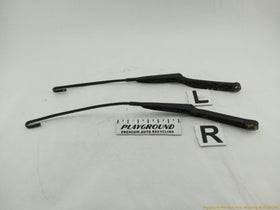 BMW 318ti Pair Of Windshield Wiper Arms
