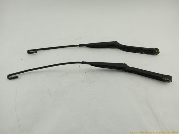 BMW 318ti Pair Of Windshield Wiper Arms