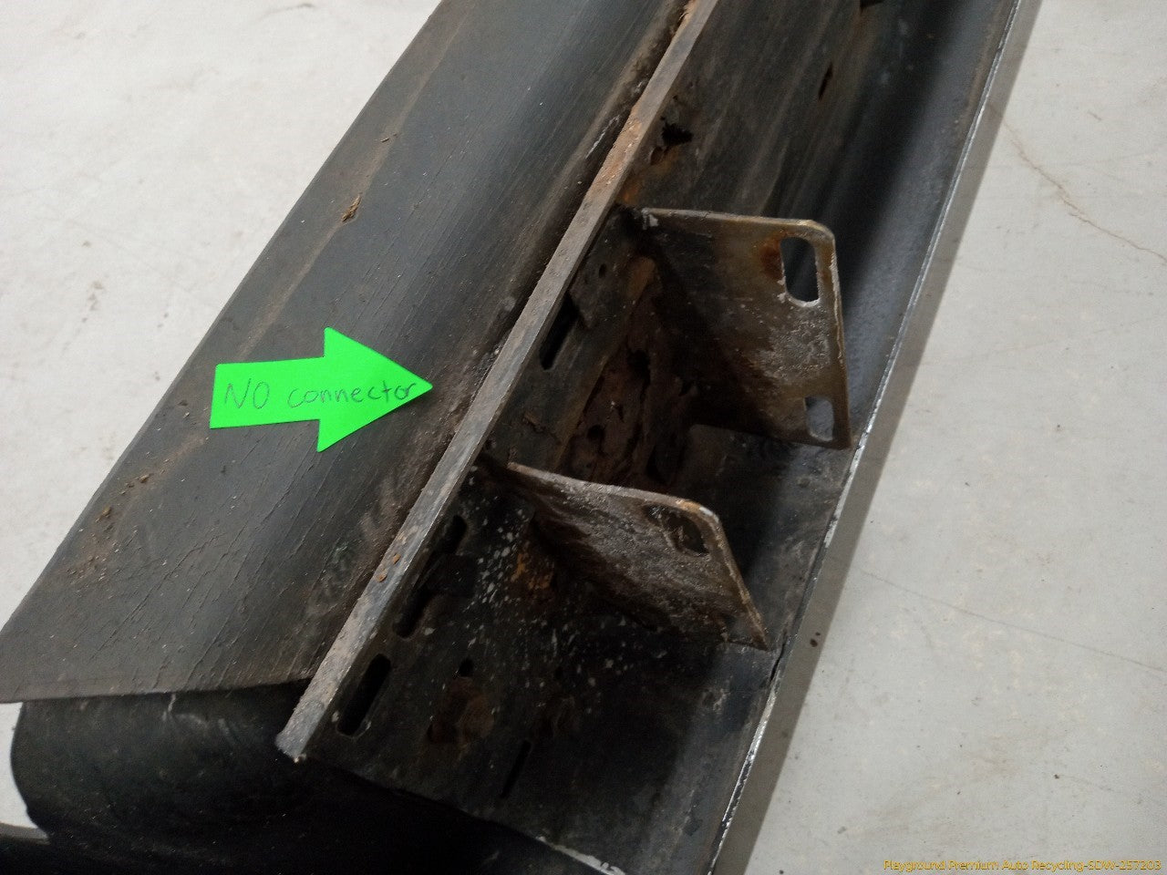 Toyota 4Runner Passenger Right Running Board