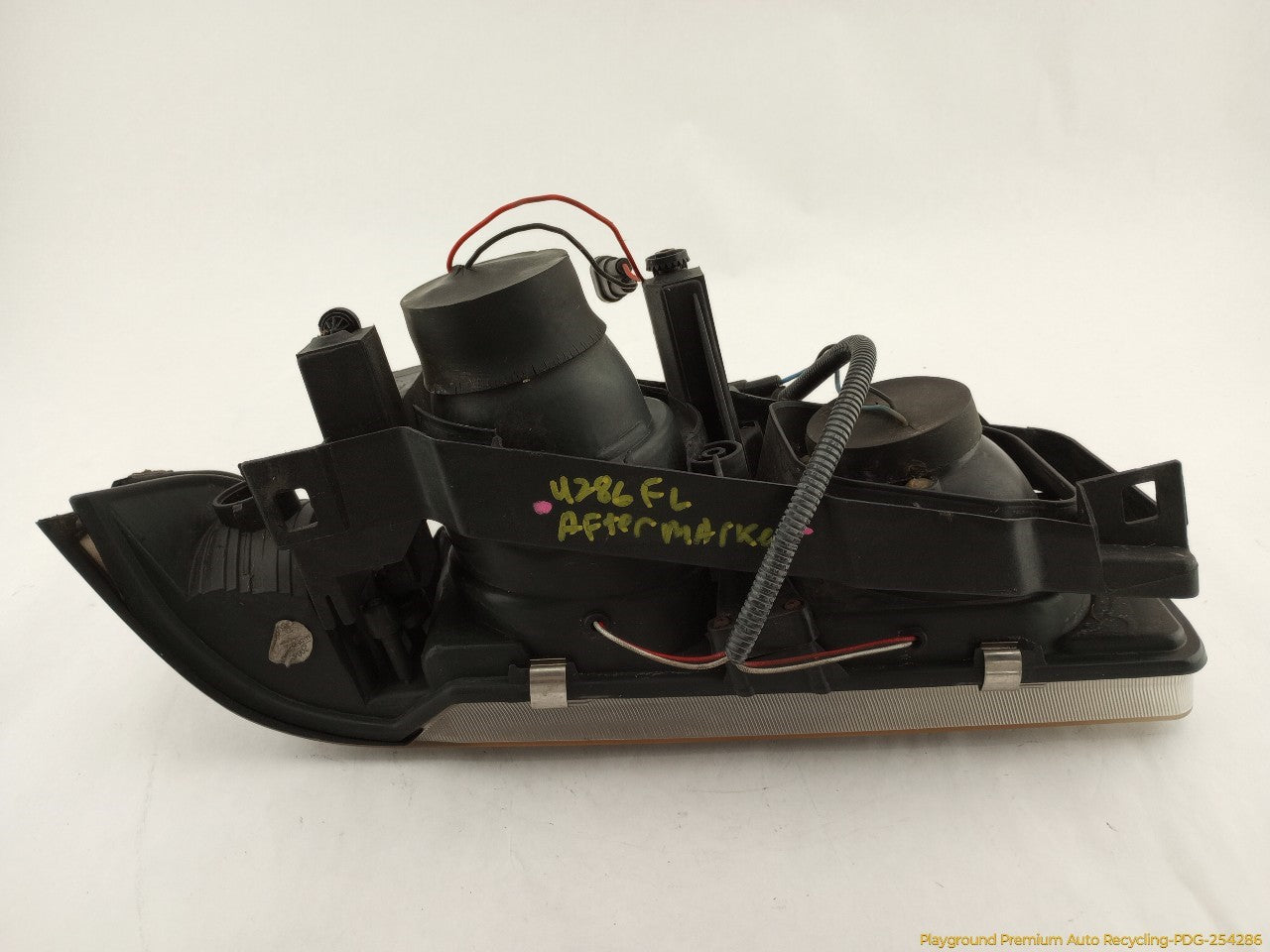 BMW 318ti Driver Left Headlamp