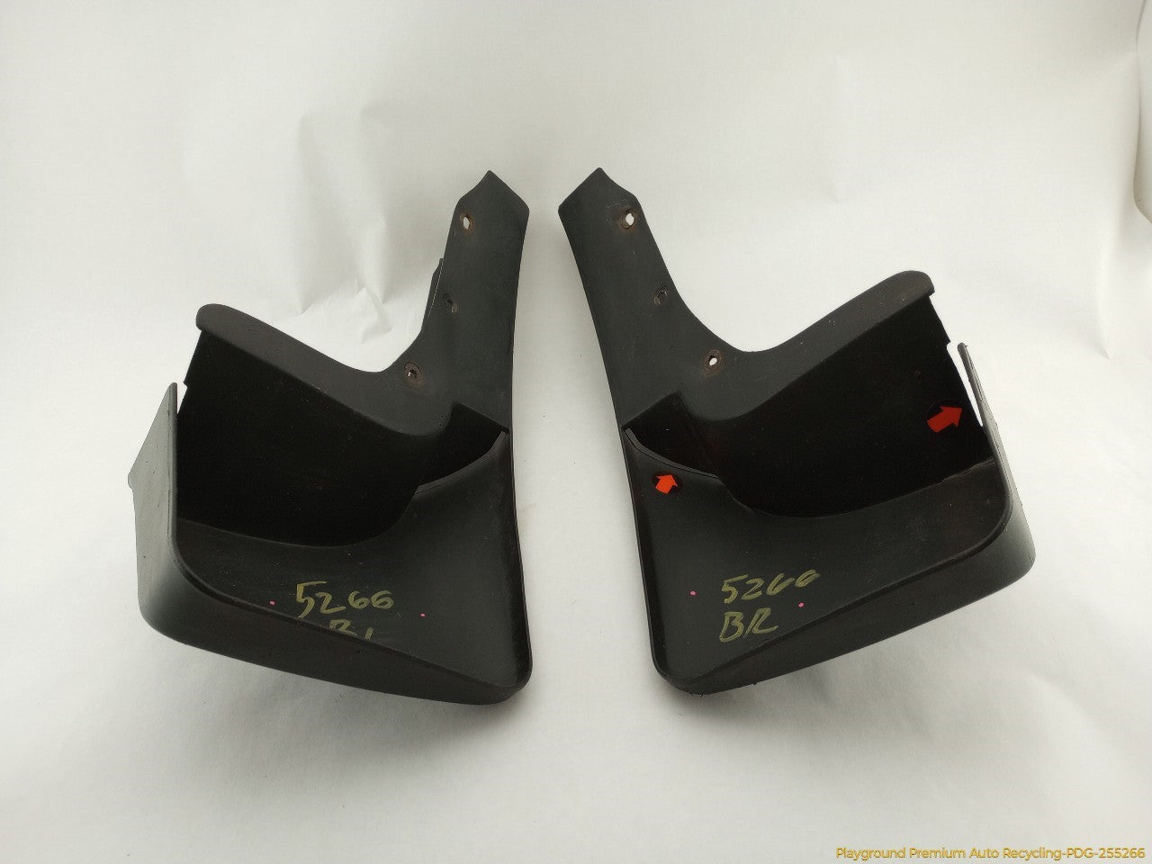 Toyota 4Runner Pair Of Rear Mud Guard Flaps - 0