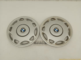 BMW 318ti Pair Of Wheel Rim Hub Caps