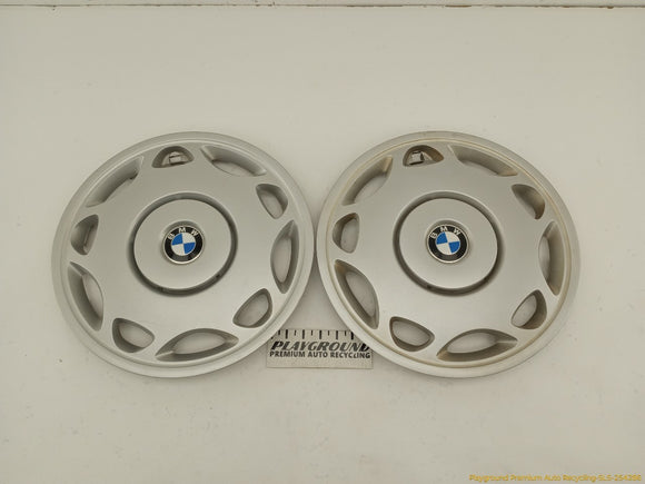 BMW 318ti Pair Of Wheel Rim Hub Caps