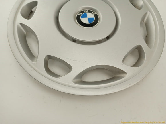 BMW 318ti Pair Of Wheel Rim Hub Caps
