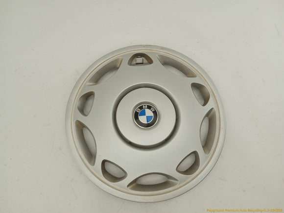 BMW 318ti Pair Of Wheel Rim Hub Caps