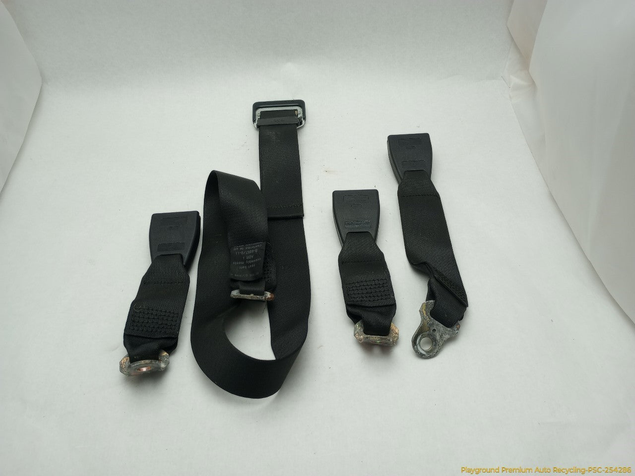 BMW 318ti Set Of 3 Rear Seat Belt Buckles - 0