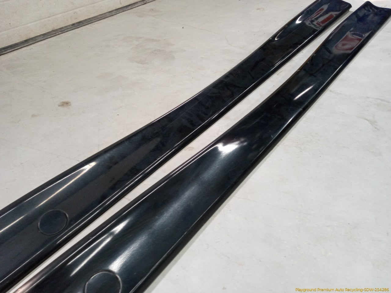 BMW 318ti Pair Of Rocker Panel Side Skirts