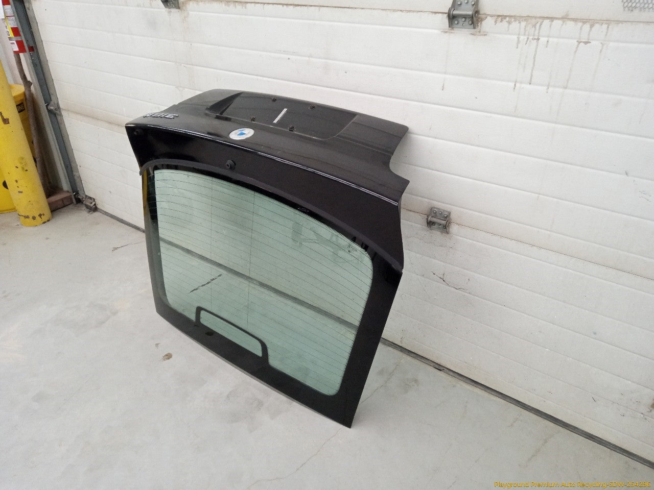 BMW 318ti Trunk Lid