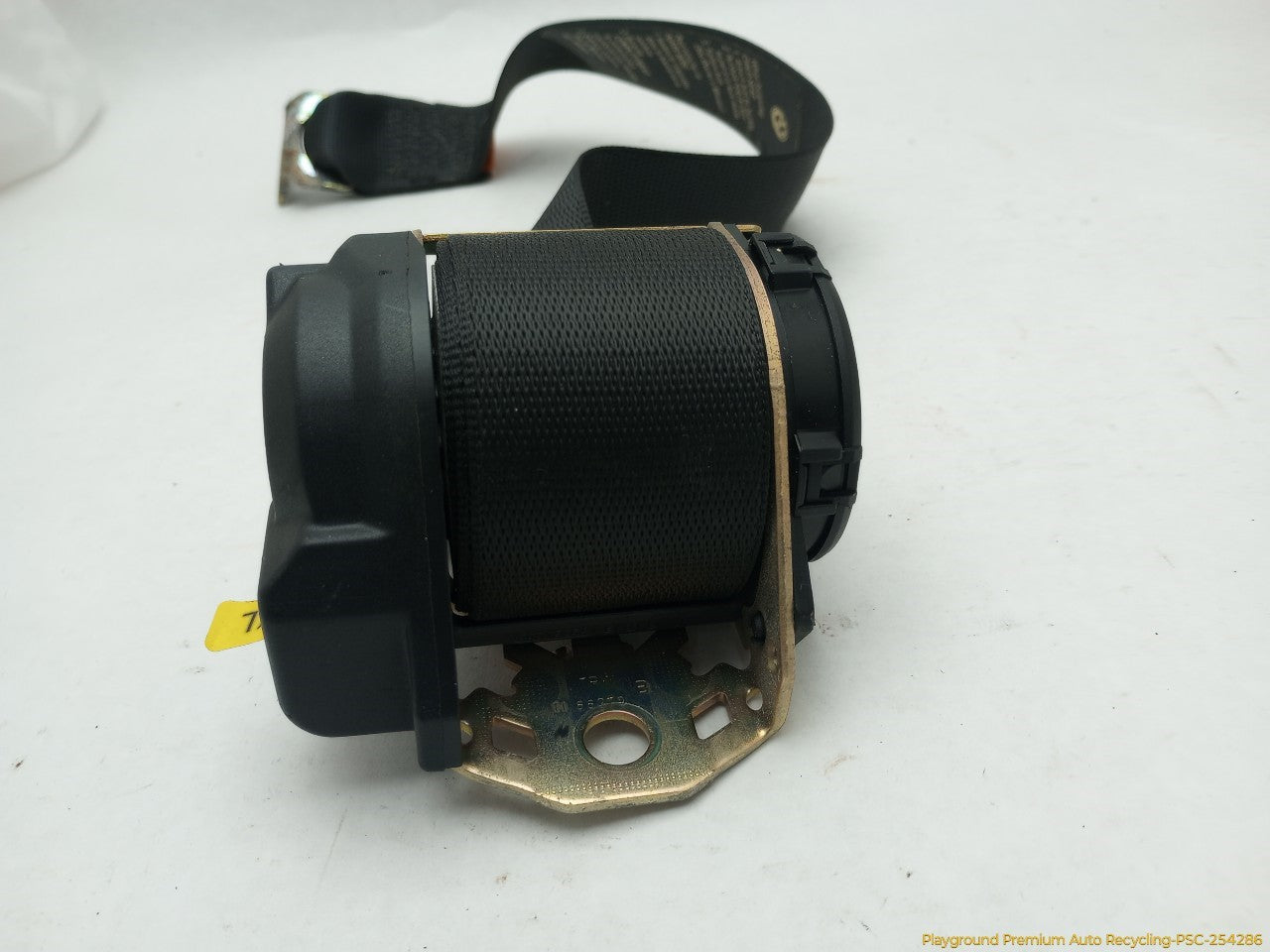 BMW 318ti Pair Of Rear Seat Belt Retractors