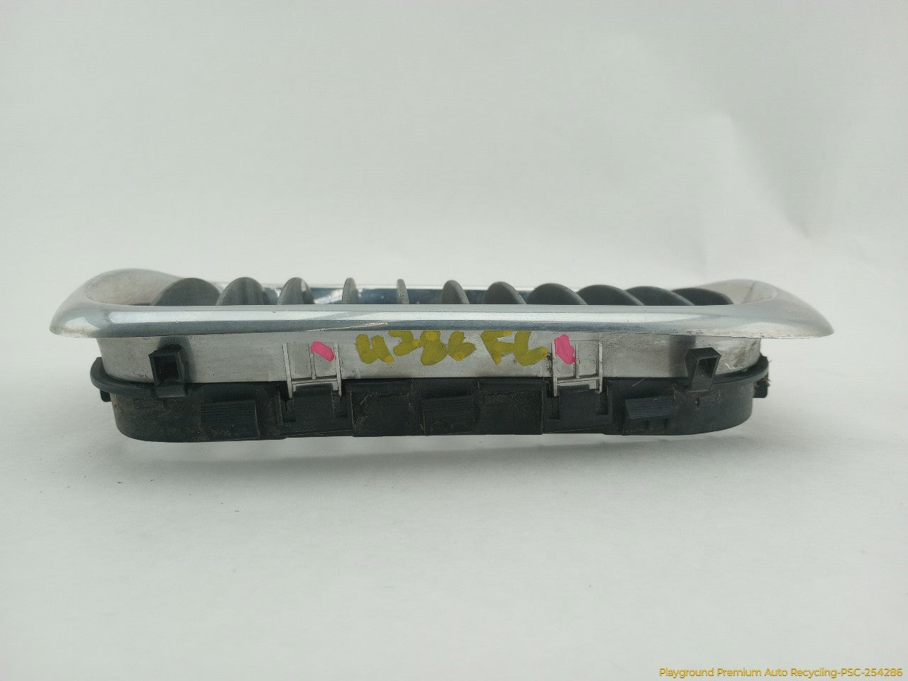 BMW 318ti Pair Of Front Hood Kidney Grilles