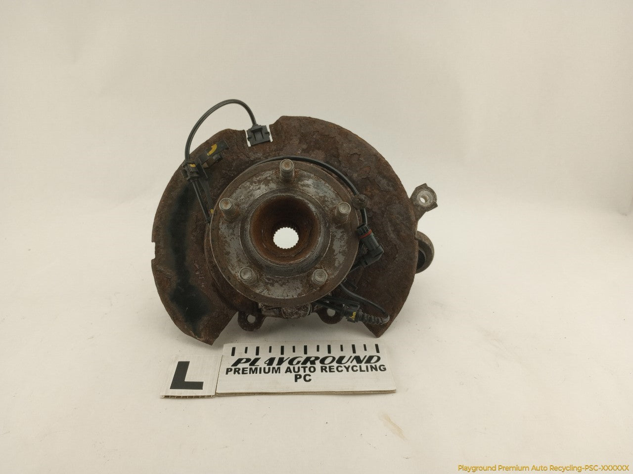 Dodge Charger Driver Left Rear Spindle Knuckle Hub