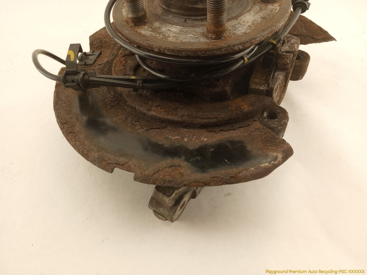 Dodge Charger Driver Left Rear Spindle Knuckle Hub