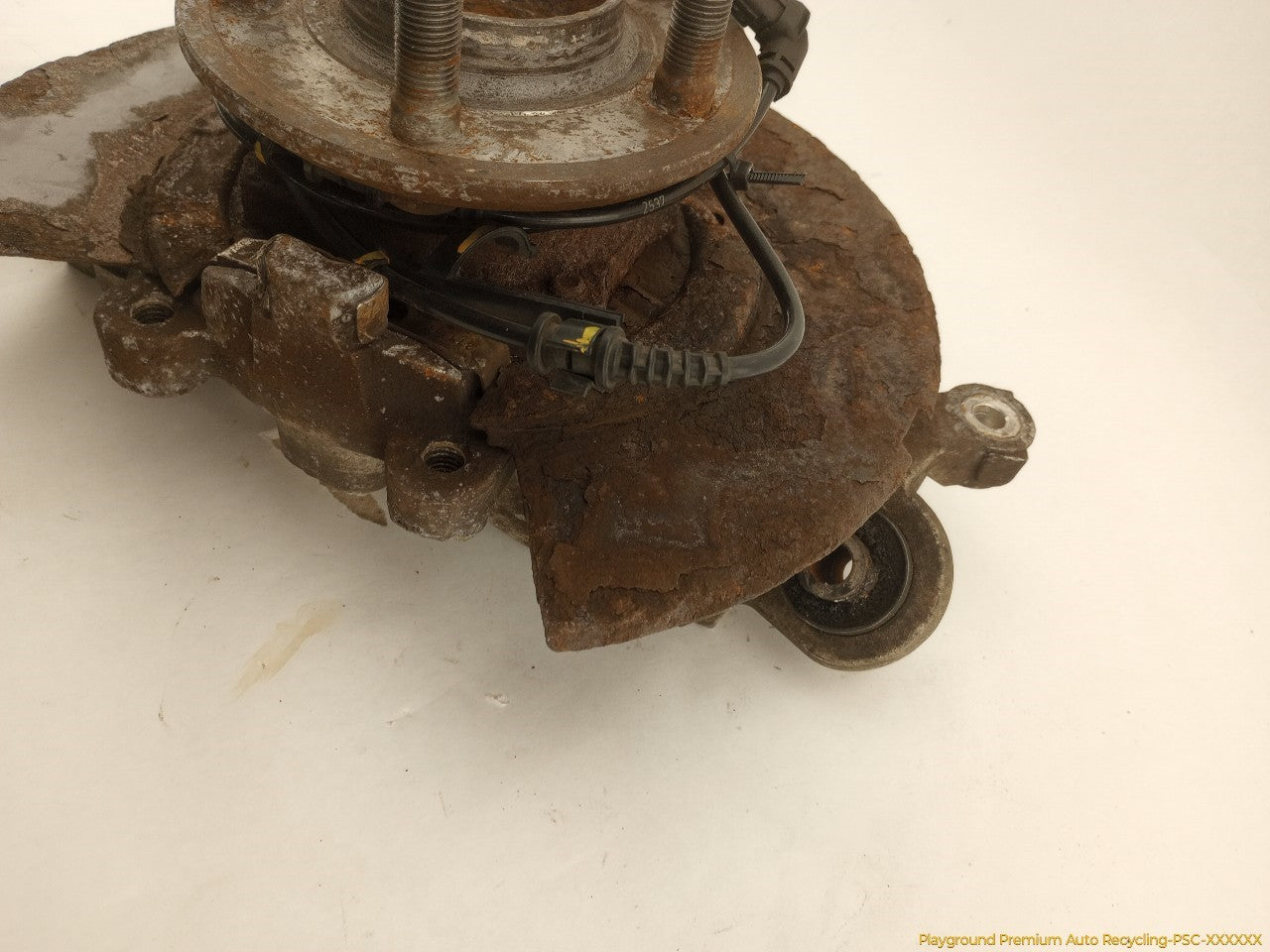 Dodge Charger Driver Left Rear Spindle Knuckle Hub