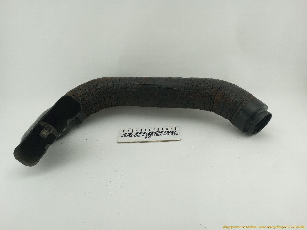 BMW 318ti Air Intake Duct Tube