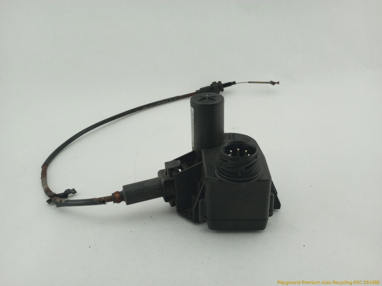 BMW 318ti Cruise Control Actuator