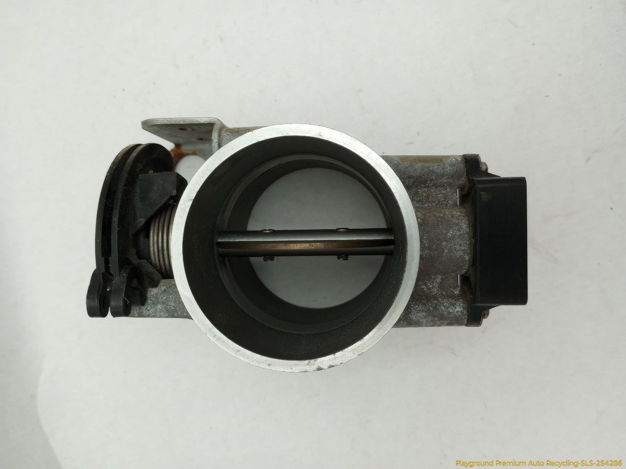 BMW 318ti Throttle Body