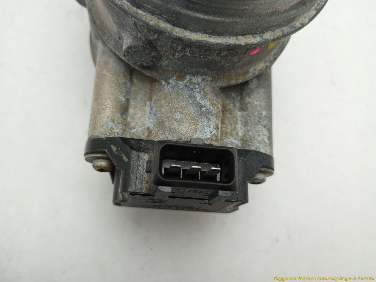 BMW 318ti Throttle Body