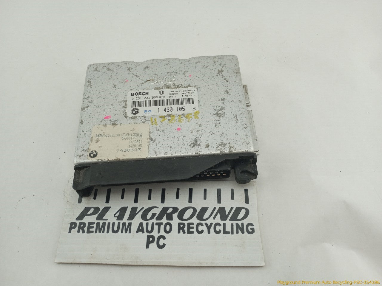 BMW 318ti Engine Control Module