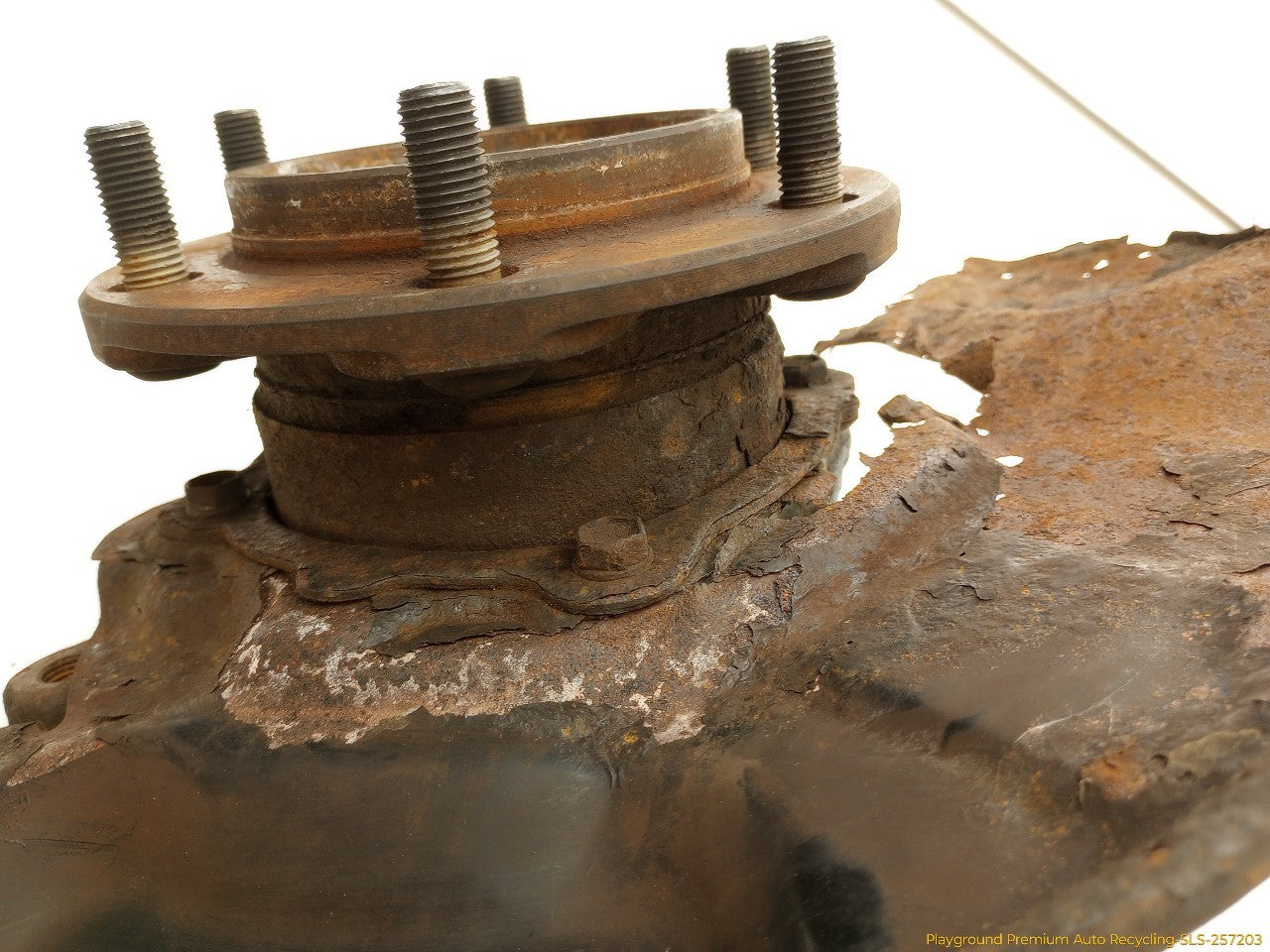 Toyota 4Runner Passenger Right Front Spindle Knuckle Hub