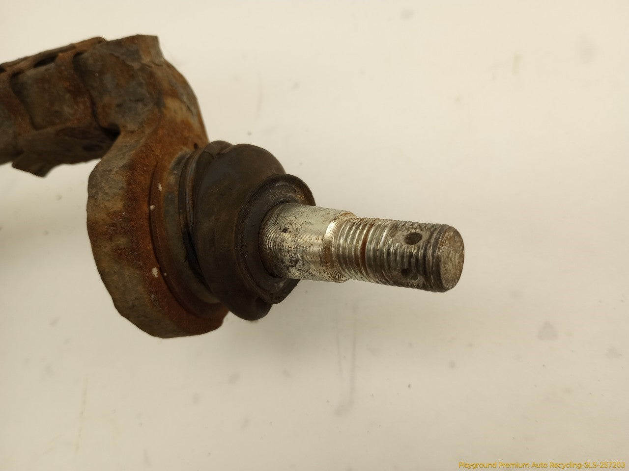 Toyota 4Runner Passenger Right Front Spindle Knuckle Hub