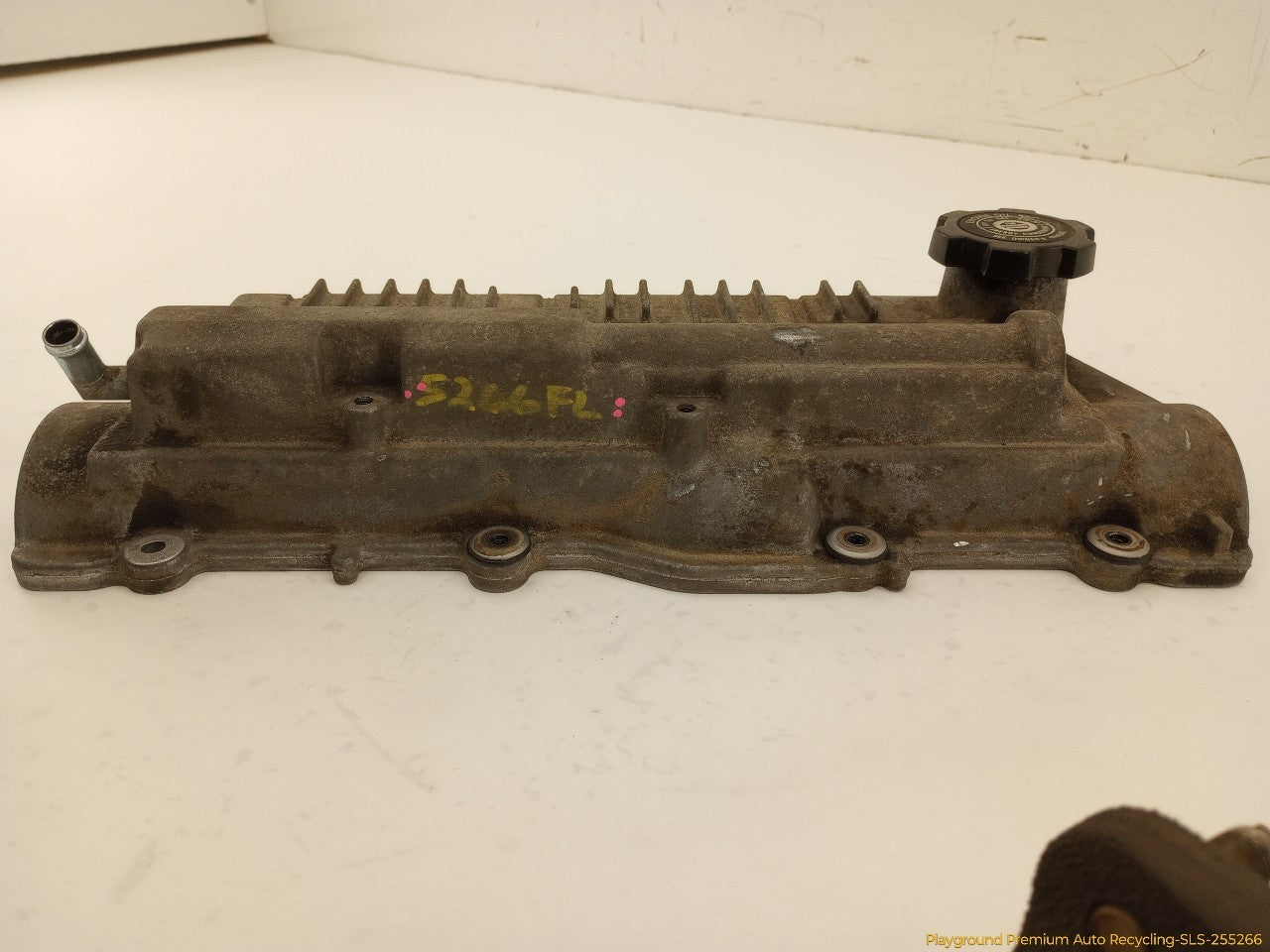 Toyota 4Runner Driver Left Cylinder Head Cover - 0