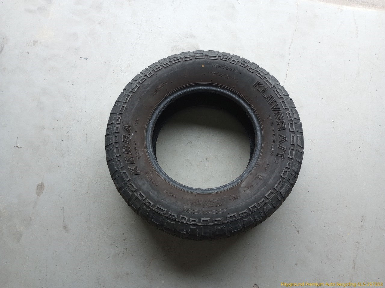 Toyota 4Runner Pair Of Kenda Klever A/T Tires