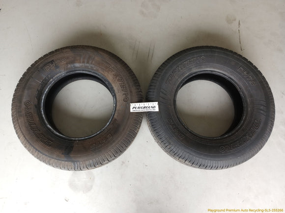 Toyota 4Runner Pair Of Dextero DHT2 Tires