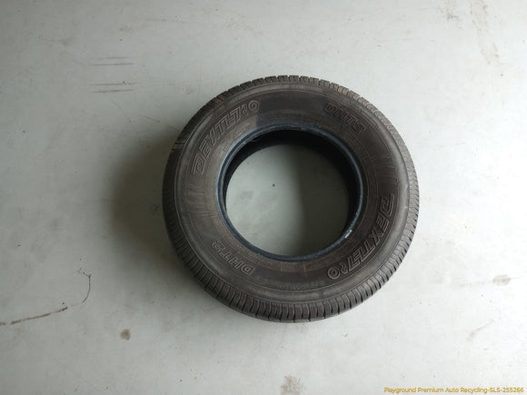 Toyota 4Runner Pair Of Dextero DHT2 Tires