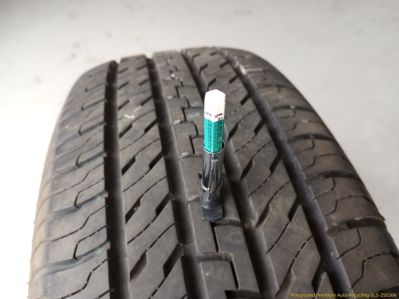 Toyota 4Runner Pair Of Dextero DHT2 Tires