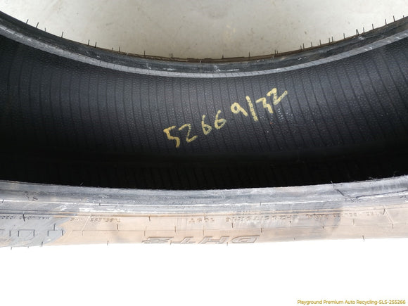 Toyota 4Runner Pair Of Dextero DHT2 Tires