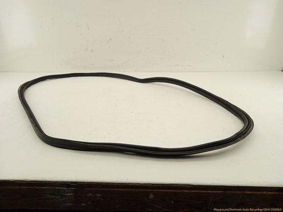 Fiat 500 Trunk Molding