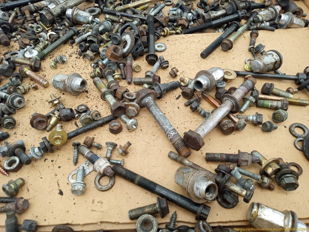 Toyota 4Runner Dismantling Hardware Fasteners Bolts & Nuts