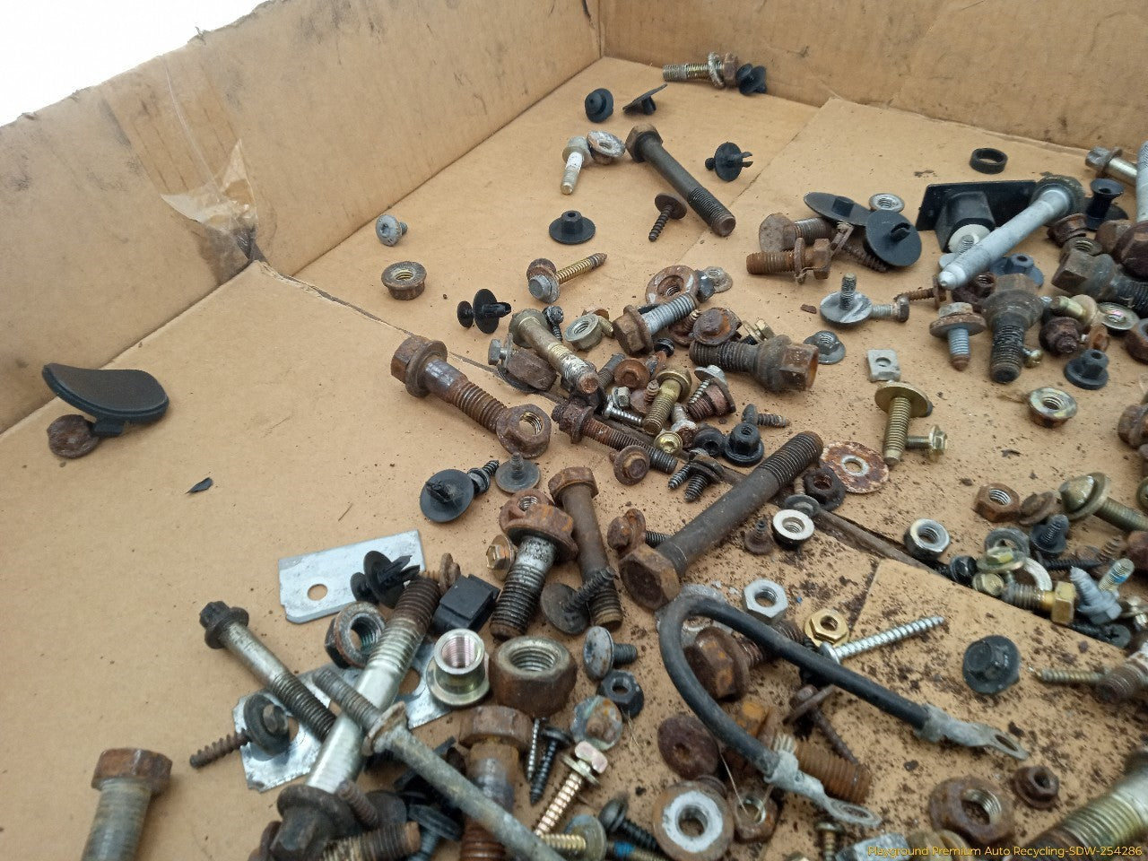 BMW 318ti Dismantling Hardware Fasteners Bolts & Nuts