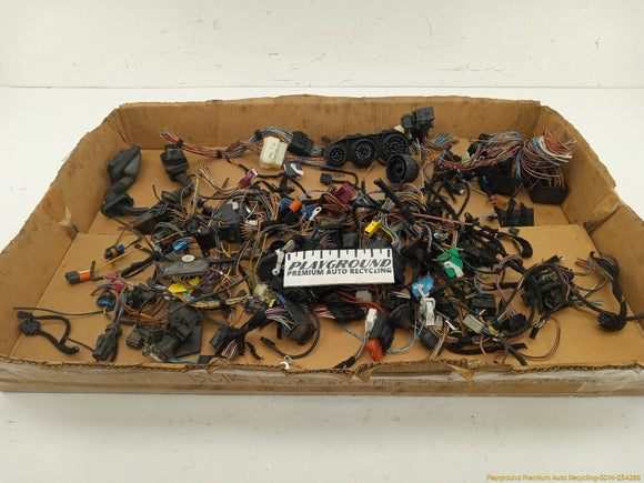 BMW 318ti Vehicle Wiring Pigtails