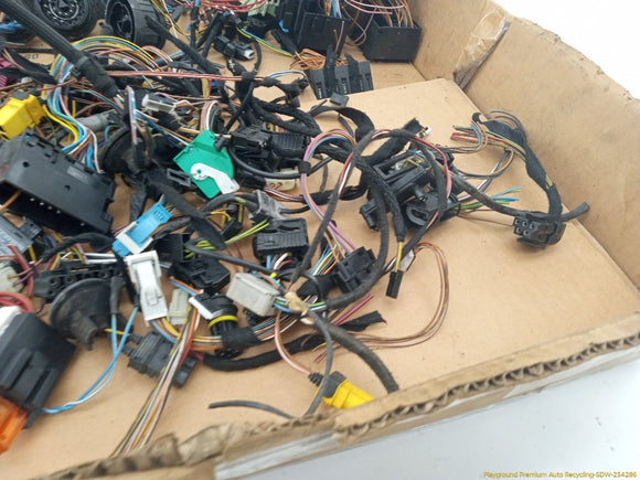 BMW 318ti Vehicle Wiring Pigtails