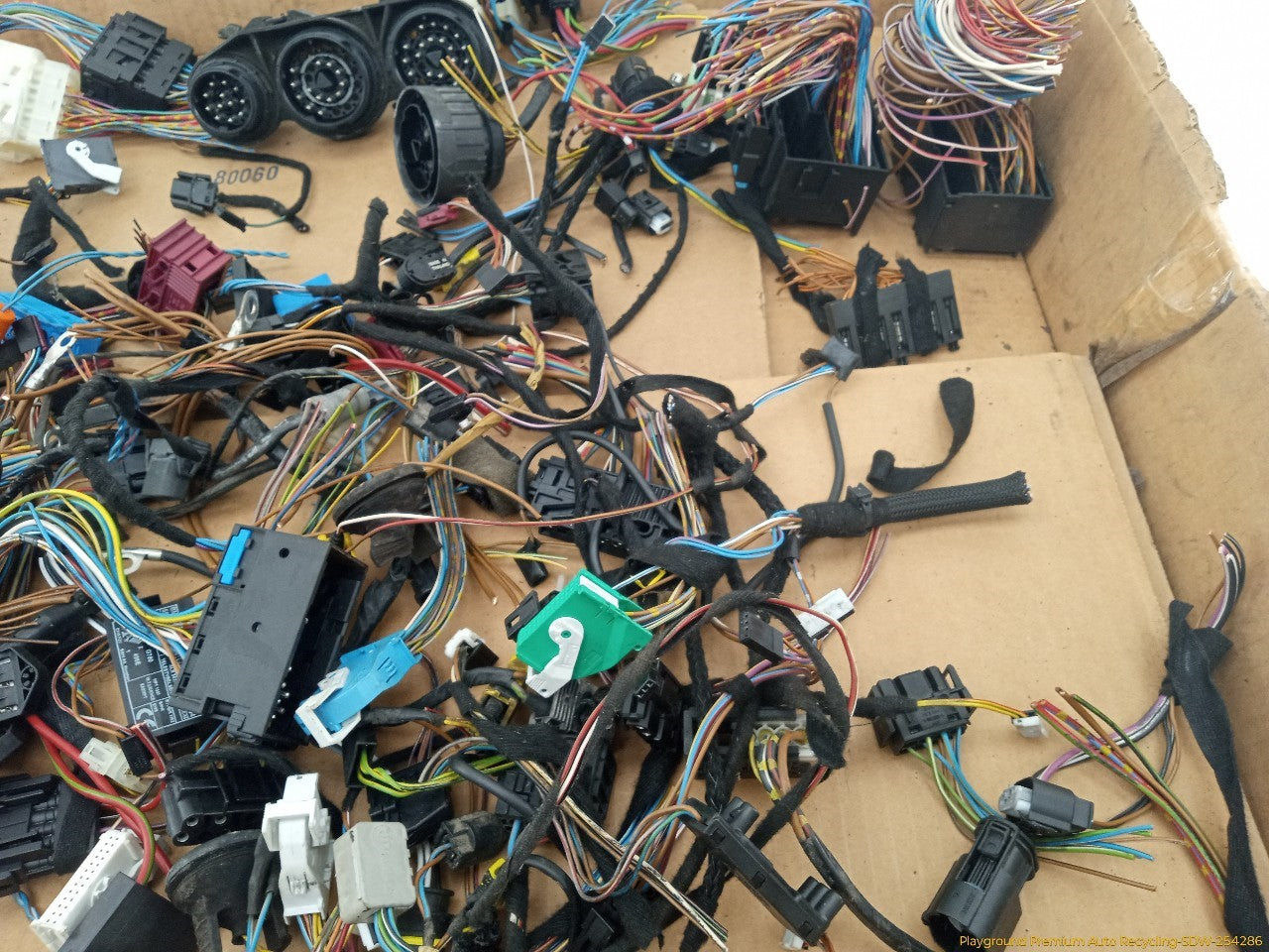 BMW 318ti Vehicle Wiring Pigtails