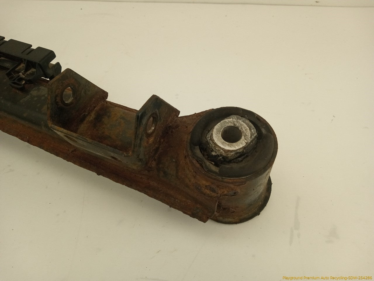 BMW 318ti Rear Crossmember Subframe