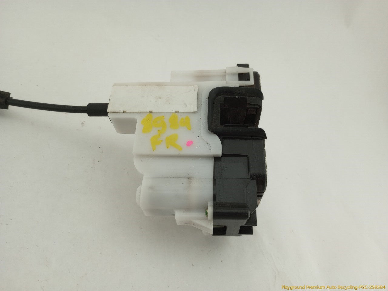 Fiat 500 Passenger Right Front Door Lock Actuator | Playground PAR