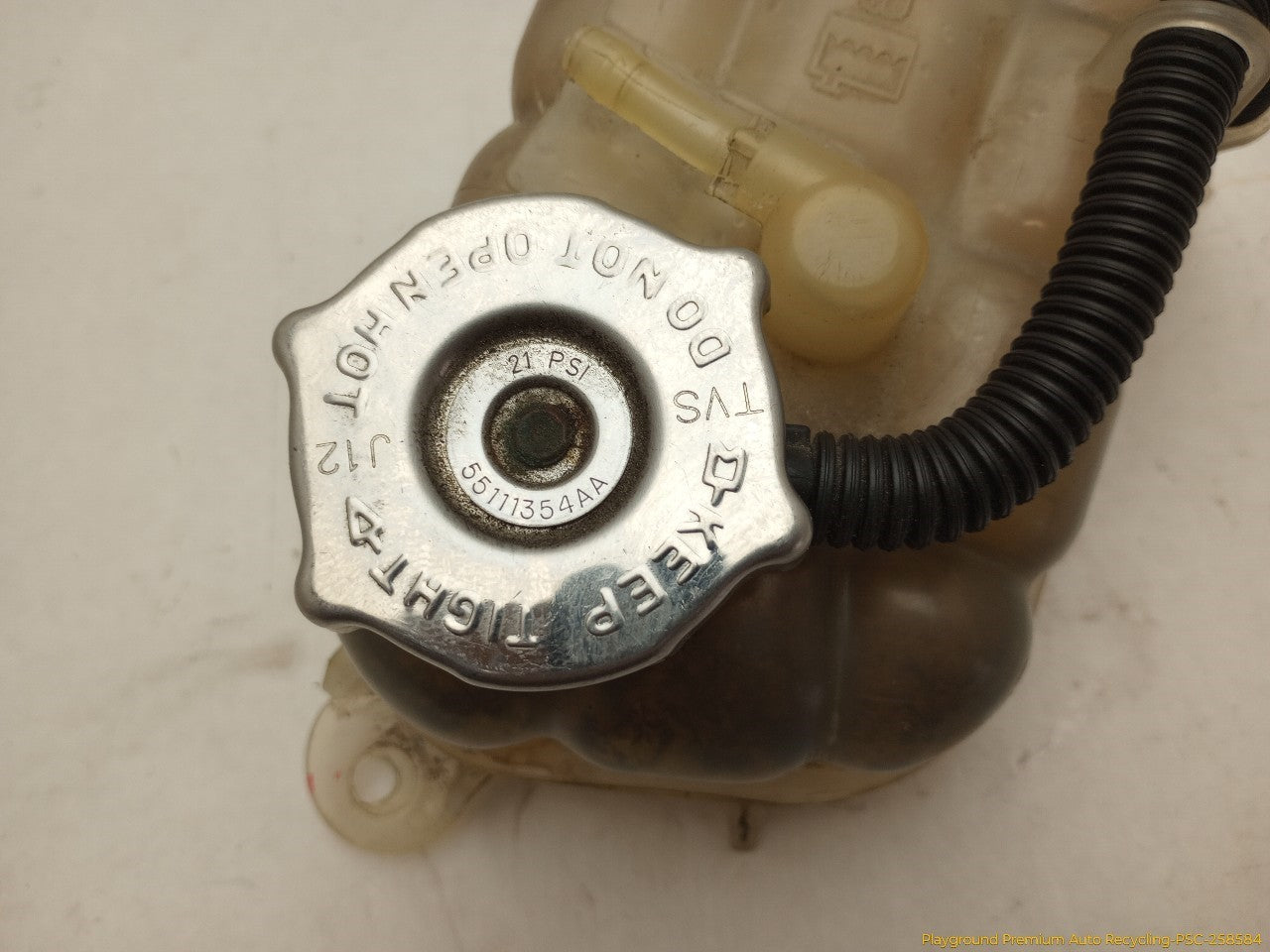 Fiat 500 Coolant Reservoir