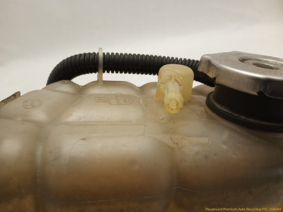 Fiat 500 Coolant Reservoir