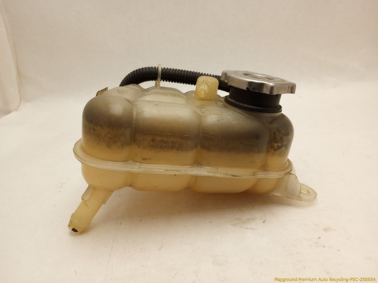 Fiat 500 Coolant Reservoir